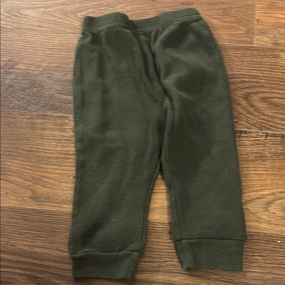 Chick Pea Green Joggers with Relaxed Fit and Textured Fabric